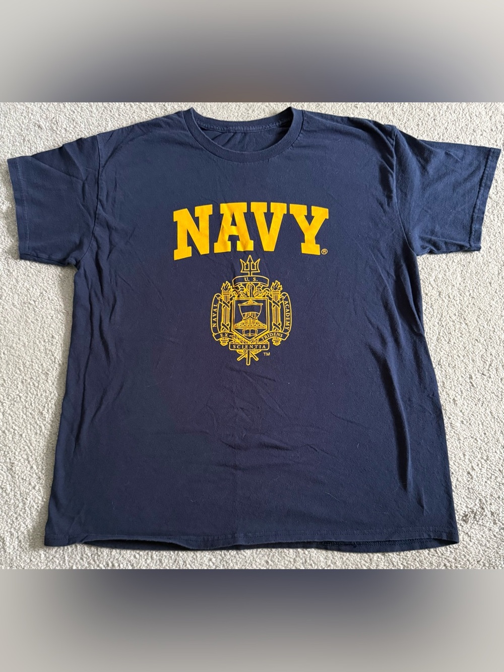 Navy Short-Sleeve Graphic Tee with Yellow Crest